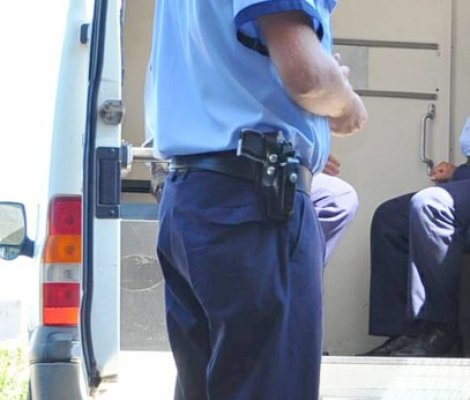 Focuri de armă pentru prinderea unor braconieri